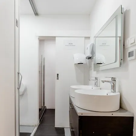 Yuzu House * Братислава